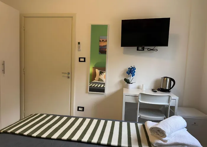 United Guest house 3*